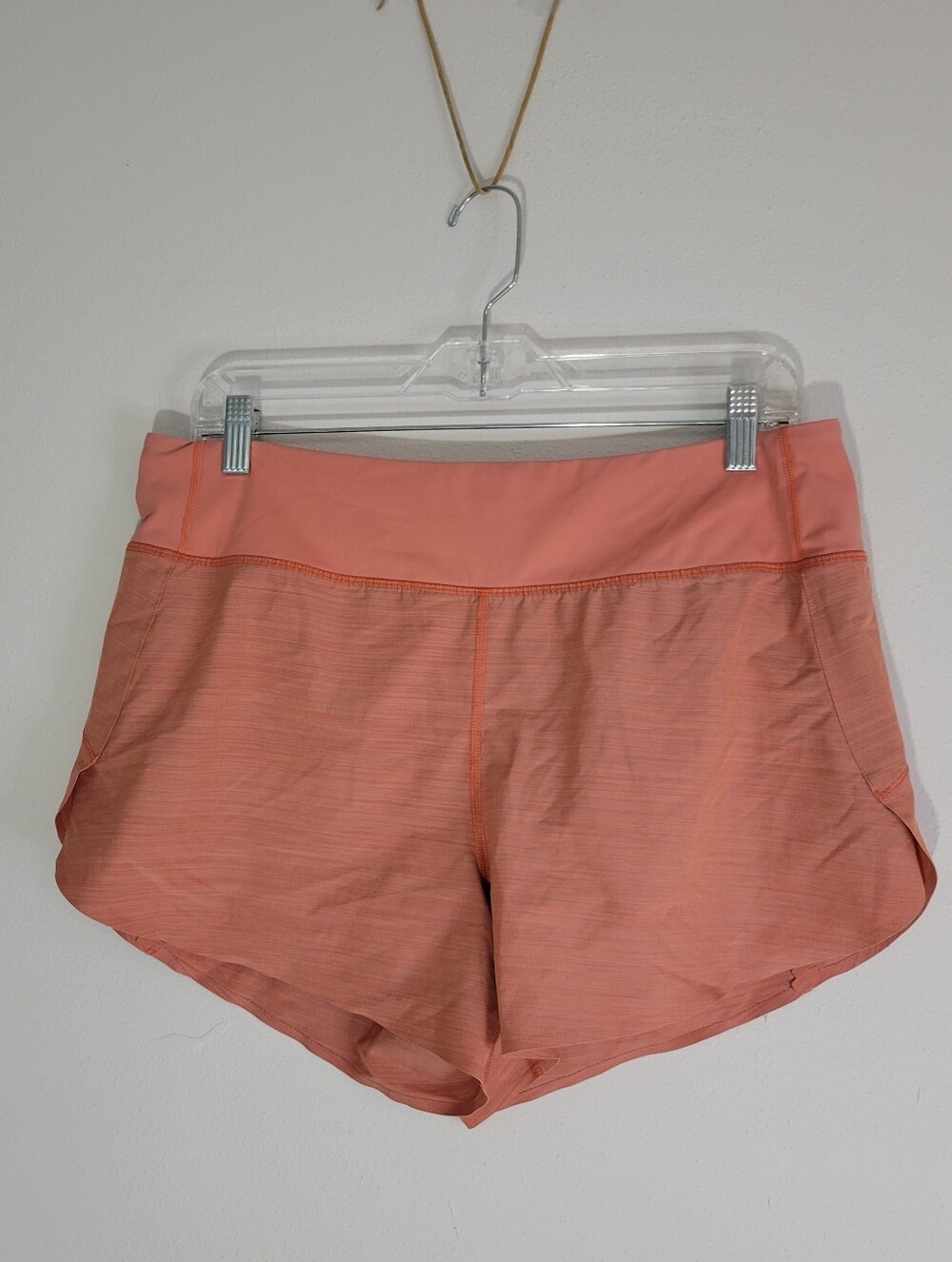 ATHLETA WOMEN SIZE L  Coral Peach Active Shorts
